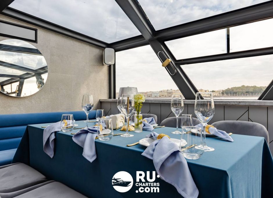 «Сити Круиз» Аренда теплохода в СПб