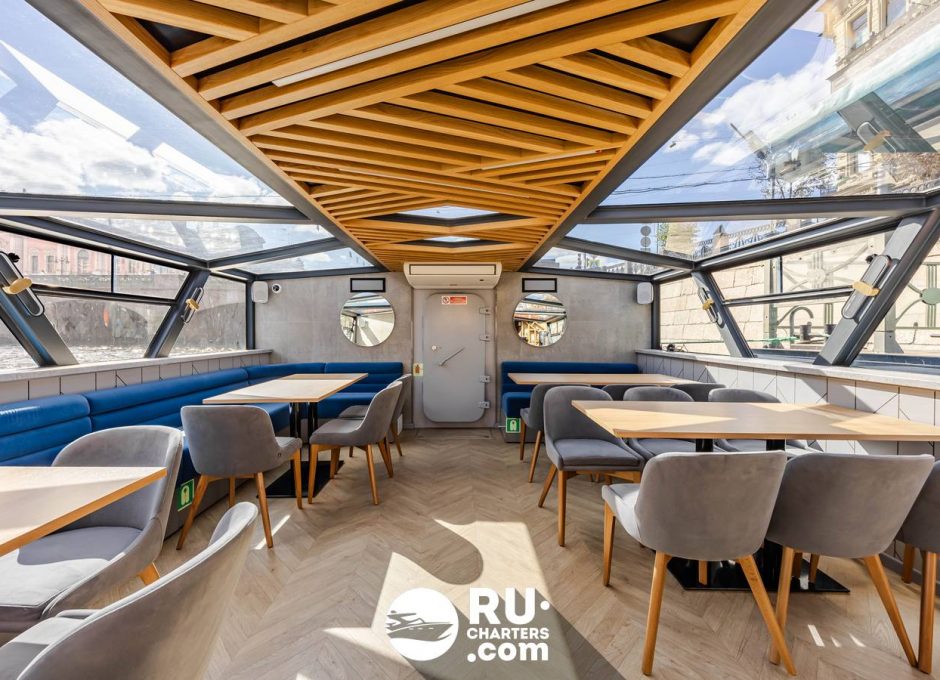 «Сити Круиз» Аренда теплохода в СПб