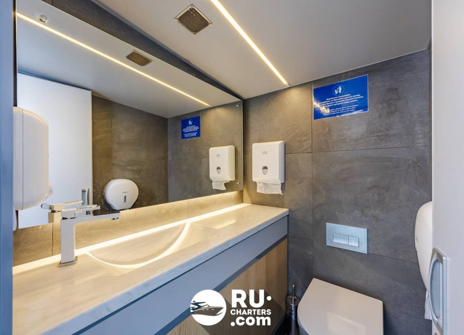 «Сити Круиз» Аренда теплохода в СПб