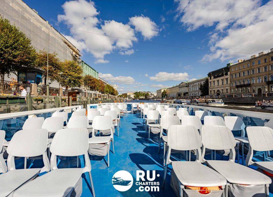 «Сити Круиз» Аренда теплохода в СПб