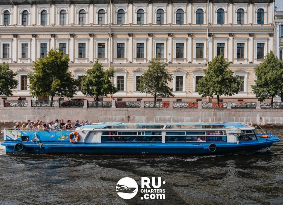 «Смоленка» Аренда теплохода в СПб