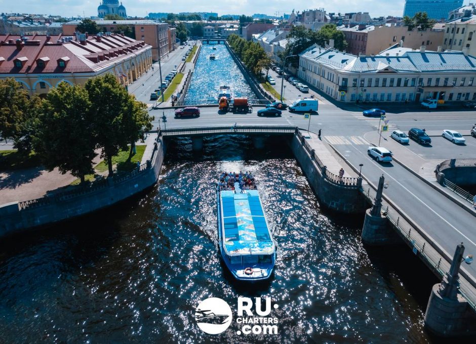 «Смоленка» Аренда теплохода в СПб