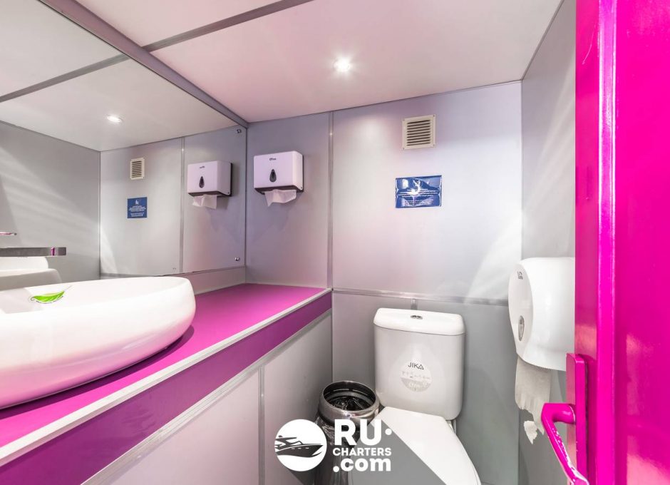 «Смоленка» Аренда теплохода в СПб