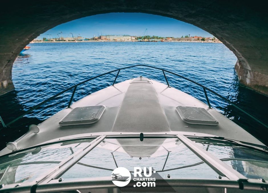 «formula 260 Ss Магнум» Аренда катера в СПб