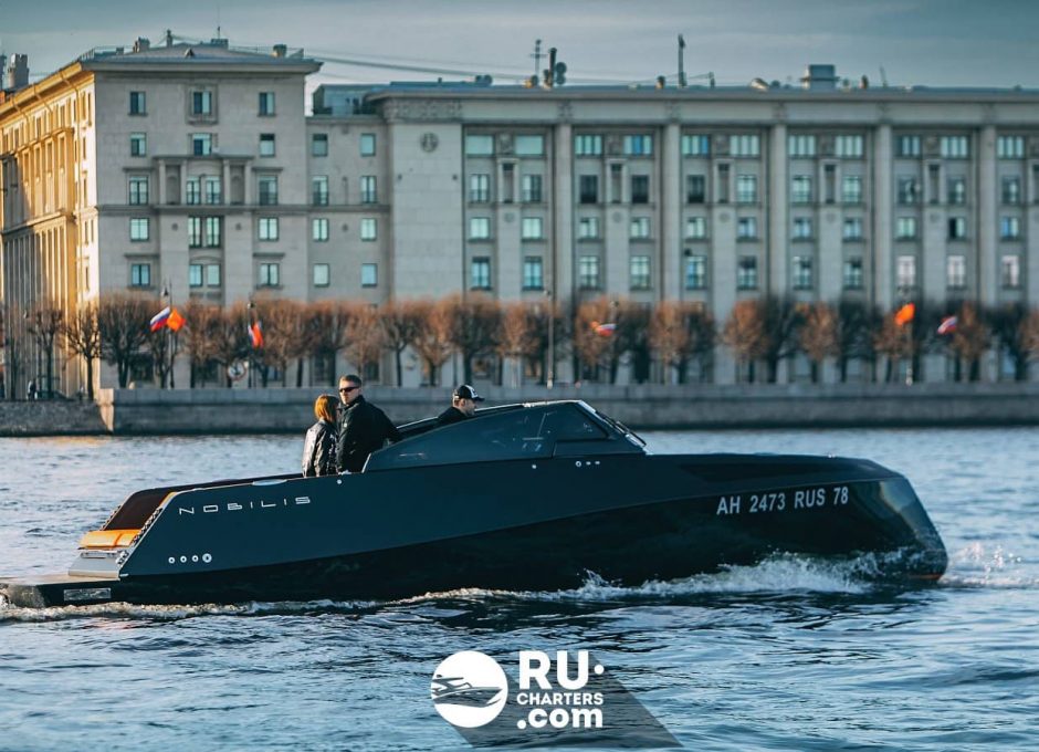 «nobilis 858» Аренда катера в СПб