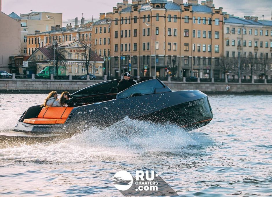 «nobilis 858» Аренда катера в СПб