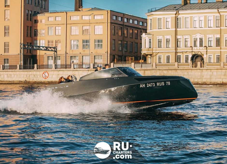«nobilis 858» Аренда катера в СПб