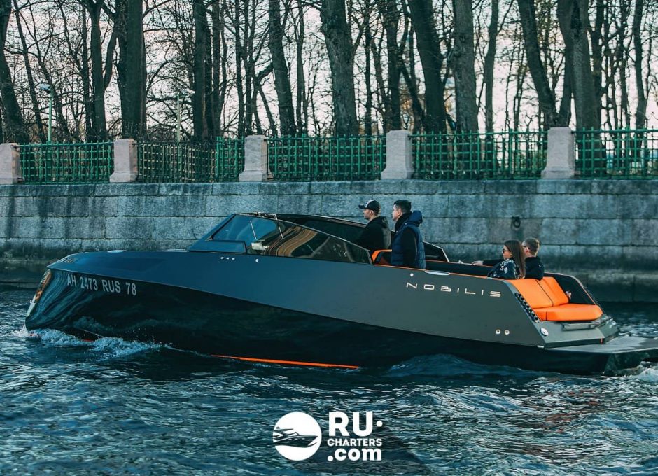 «nobilis 858» Аренда катера в СПб