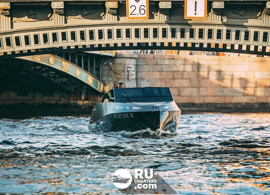 «nobilis 858» Аренда катера в СПб