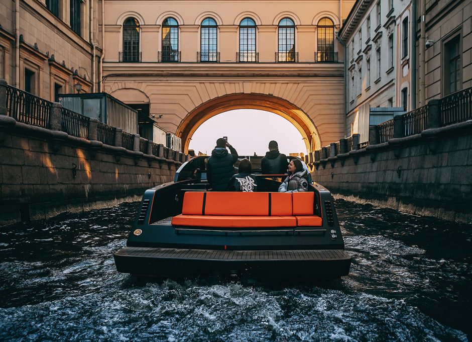 «nobilis 858» Аренда катера в СПб