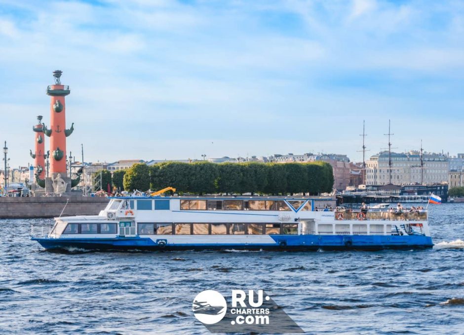 «Людмила» Аренда теплохода в СПб