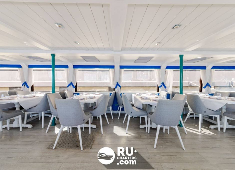 «Людмила» Аренда теплохода в СПб