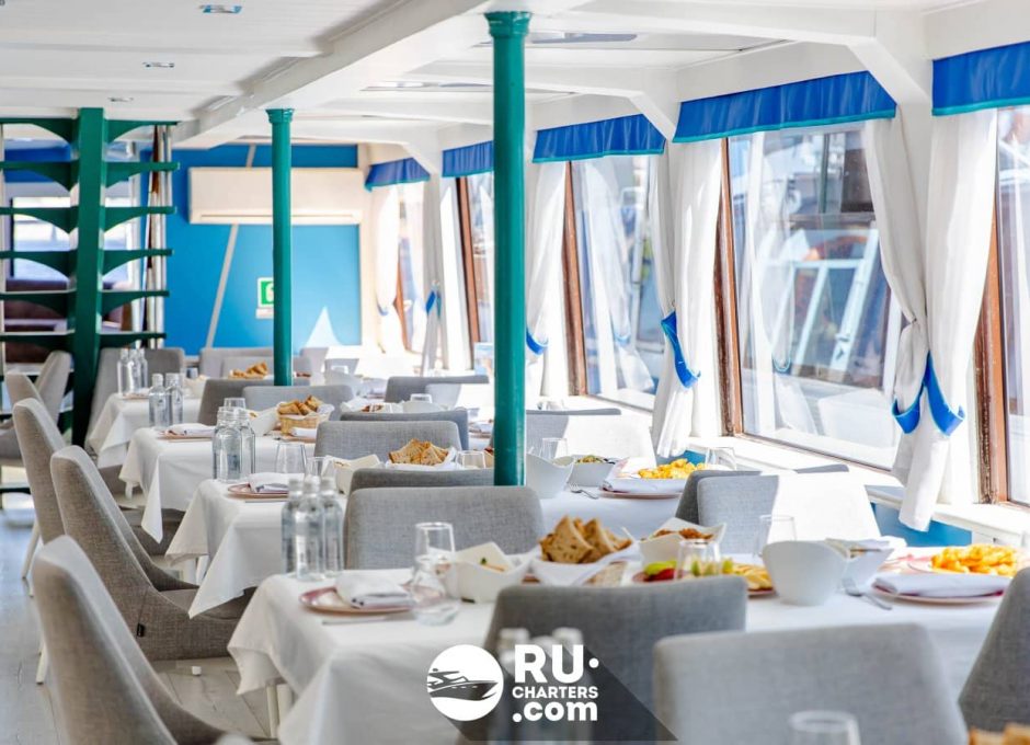 «Людмила» Аренда теплохода в СПб