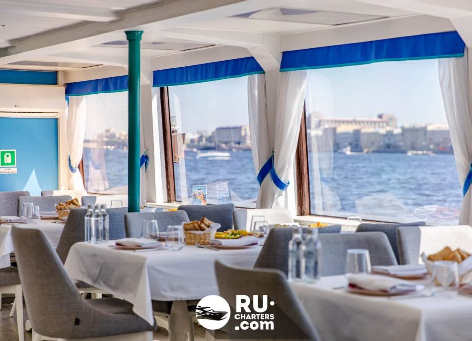 «Людмила» Аренда теплохода в СПб