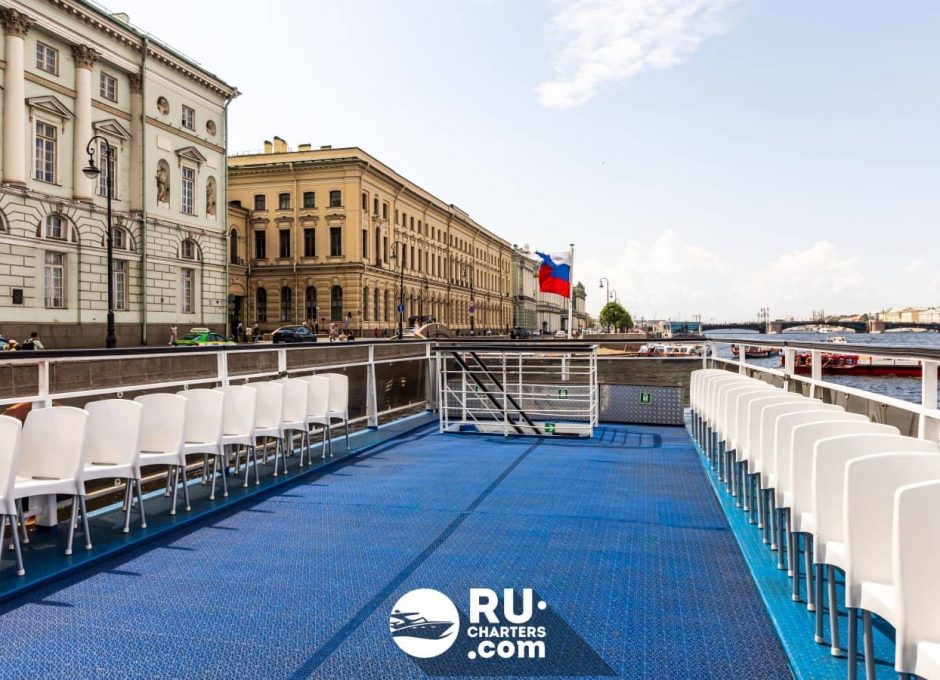 «Людмила» Аренда теплохода в СПб