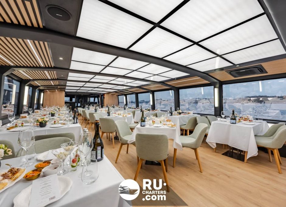 «Москва 183» Аренда теплохода в СПб