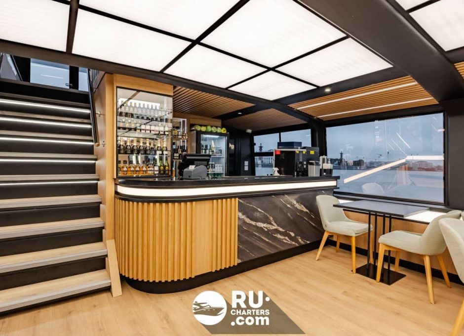 «Москва 183» Аренда теплохода в СПб