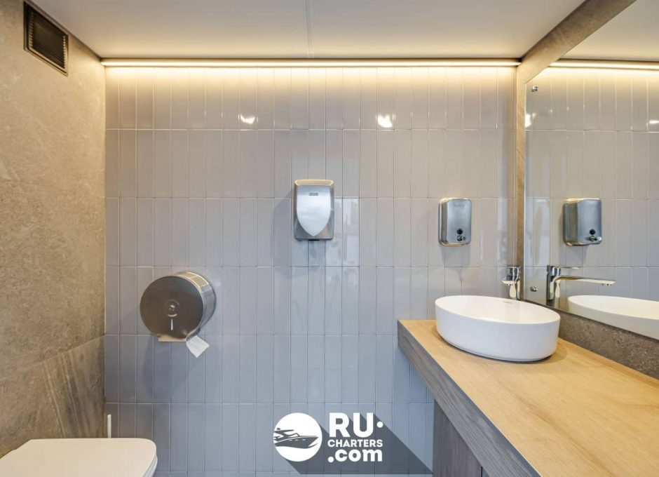 «Москва 183» Аренда теплохода в СПб