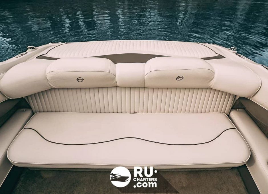 «crownline 180 Br Серенити» Аренда катера в СПб