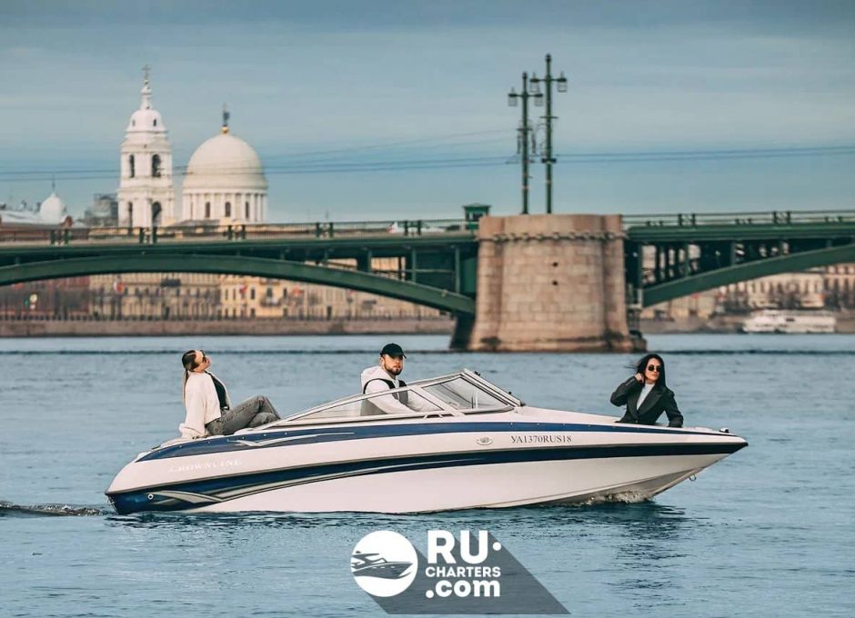 «crownline 180 Br Серенити» Аренда катера в СПб