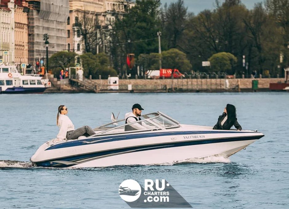«crownline 180 Br Серенити» Аренда катера в СПб