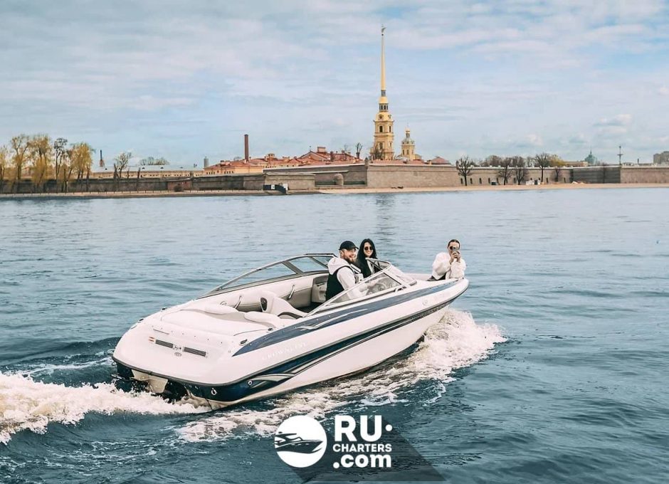 «crownline 180 Br Серенити» Аренда катера в СПб