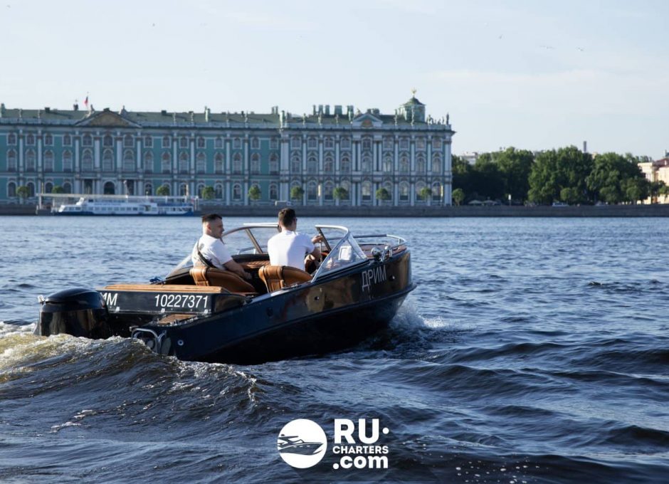 «Дрим» Аренда катера в СПб