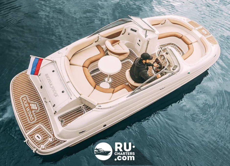 «four Winns 224 Вирджиния» Аренда катера в СПб