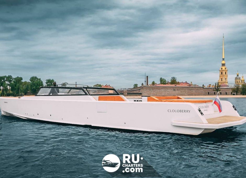 «cloudberry Морошка» Аренда моторной яхты в СПб