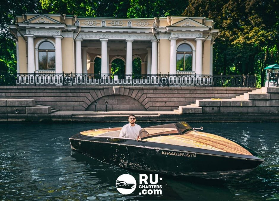 «Линель» Аренда катера в СПб