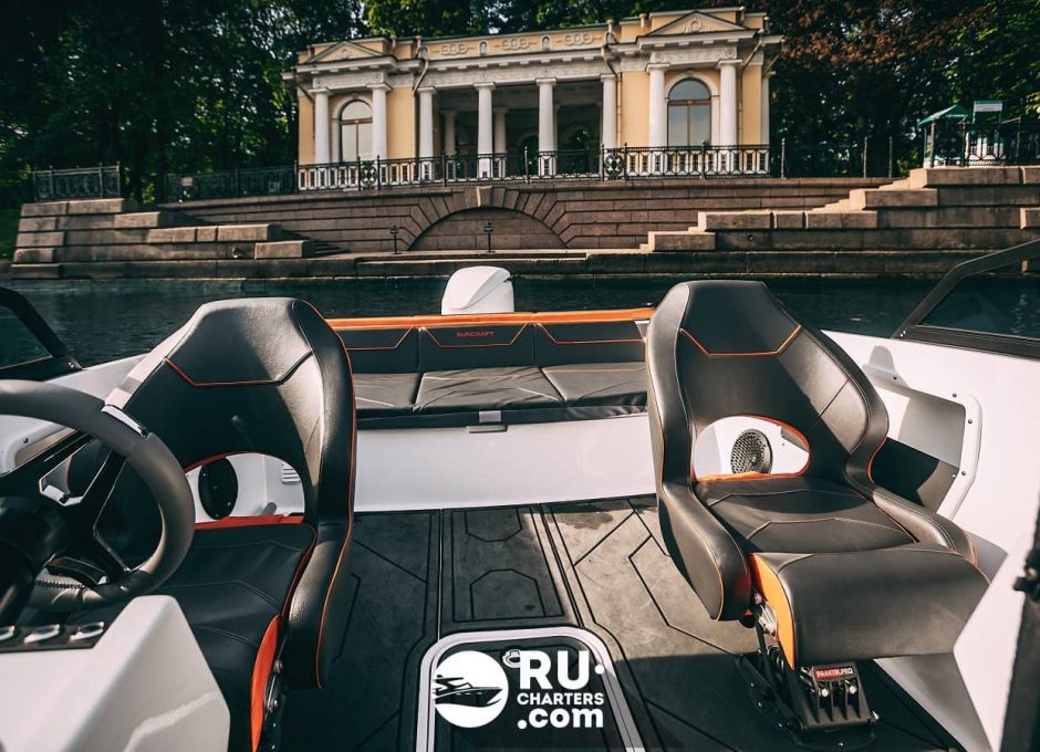 «sun Craft 6v Арина» Аренда катера в СПб
