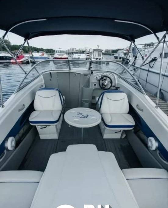 «bayliner 210 НейроСтар» Аренда катера в СПб