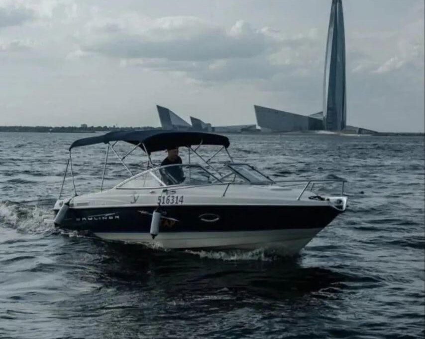 «bayliner 210 НейроСтар» Аренда катера в СПб