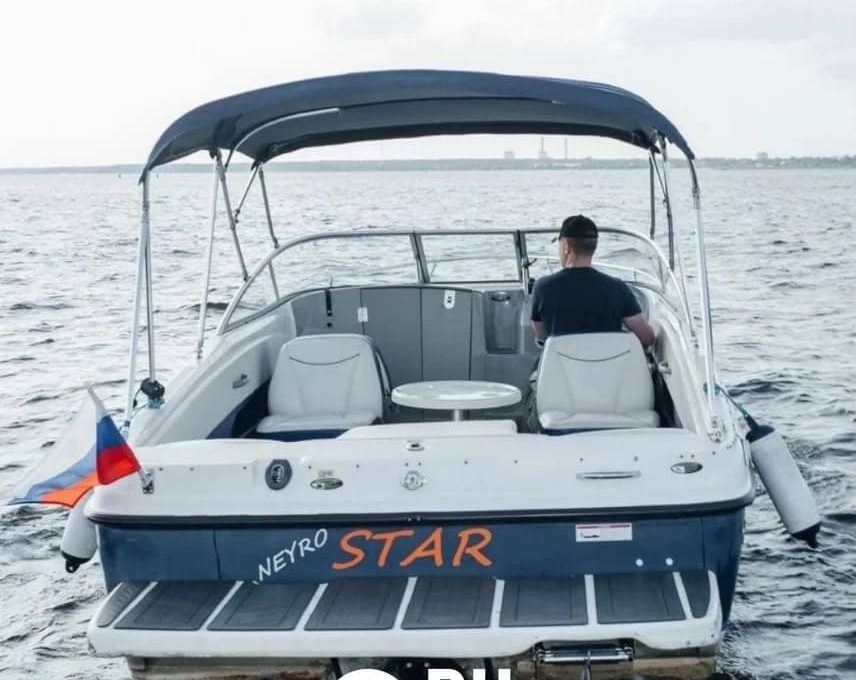 «bayliner 210 НейроСтар» Аренда катера в СПб