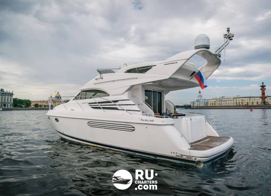 «fairline Phantom 40 ОКО» Аренда моторной яхты в СПб