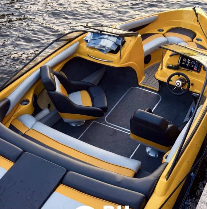 «lamborghini» Аренда катера в СПб