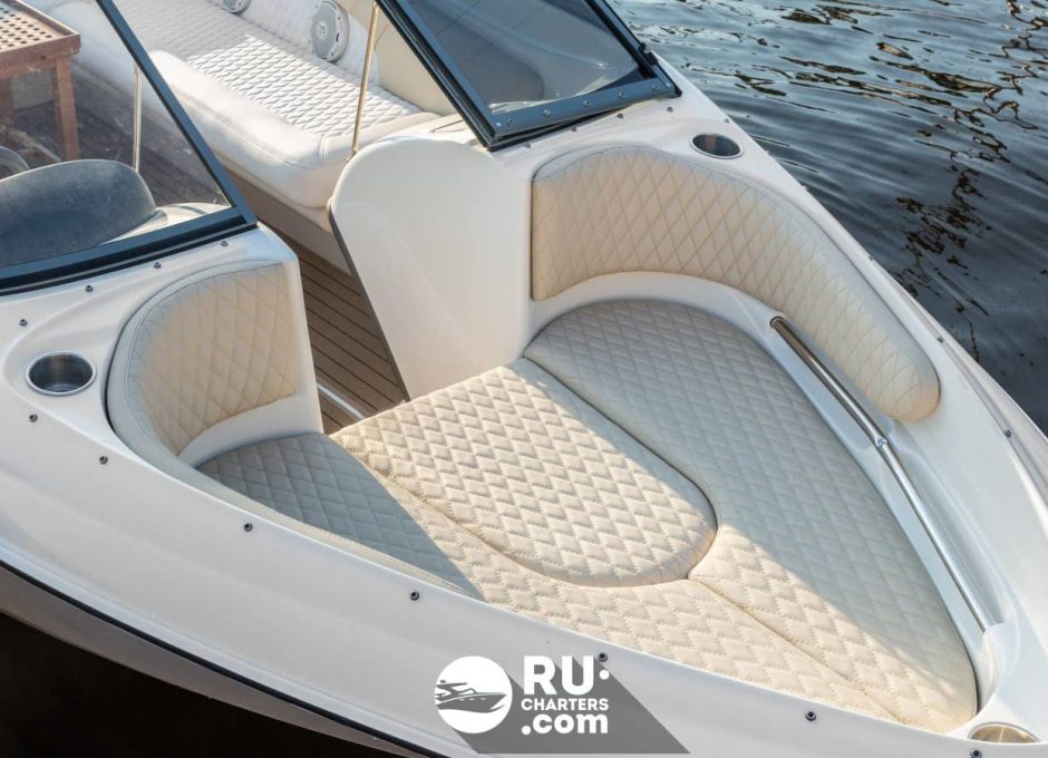 «Чемпион» Аренда катера в СПб